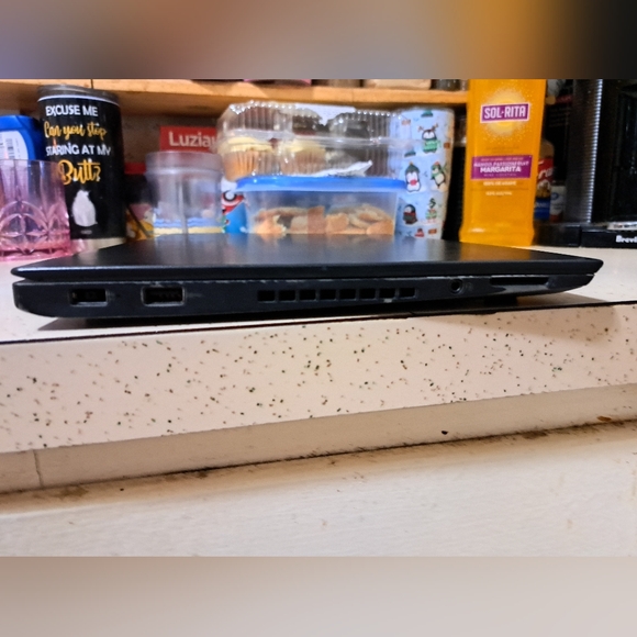 Refurbished Lenovo ThinkPad T470s i5-7300U,2TB NVMe SSD,40GB RAM,Wifi 6E,4G LTE - Picture 6 of 12